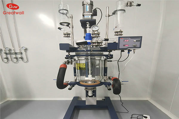 什么是夾套玻璃反應釜（單層/雙層夾套）？