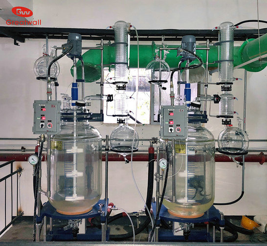 雙層玻璃反應釜通入冷卻液如何使用?