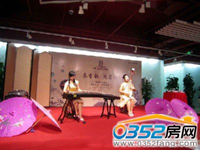 �F���Ź~����