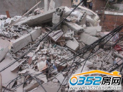 �����F���U��