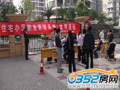 С�^��I����