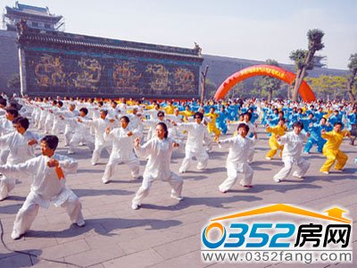 �⹦����չʾ��ӬF��