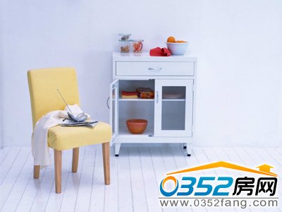 �b���е��·�