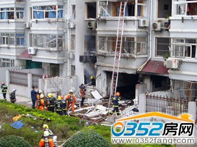 С�^�������P�I