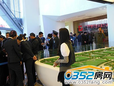 �I�������ں���ُ����ͬ