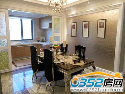 �G�����o��135ƽ�׏N���͏d�Ӱ��g