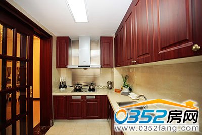 �N���Ӱ��g