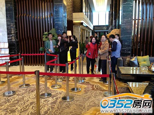 ��������ĩ�öY�����ͻ��(d��ng)�F(xi��n)��(ch��ng)