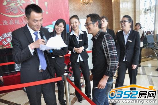 �������M����&middot;