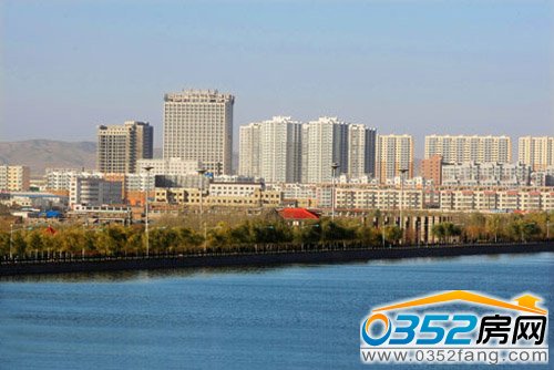 ����,��^