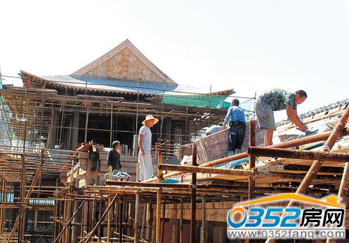 代王府整體木結構框架搭建已近尾聲