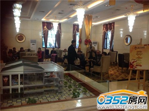 ���G�޽�����ʳ��ُ(g��u)���ҽ𵰻��(d��ng)�A�M��Ļ