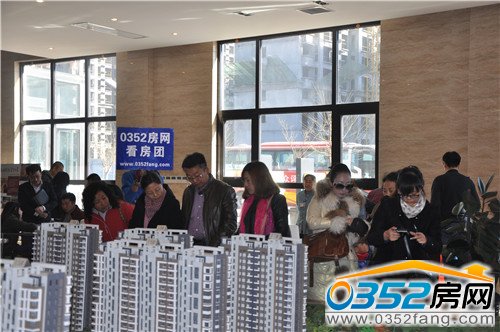 ����վ0352���W���u���F�����A���ǳ�