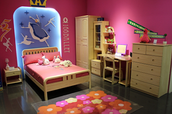 12��7-8�ռt�����P��121���̈����_չ���N���