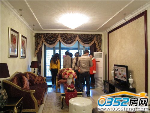 �����F�͑��^���G�ޘӰ��g