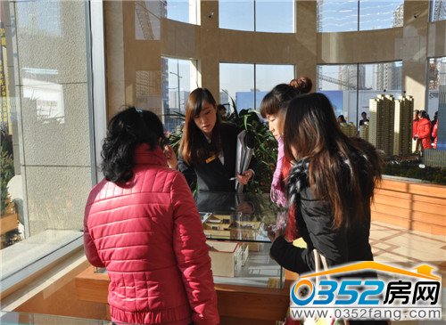 ���W�W��һ���о����d���@����