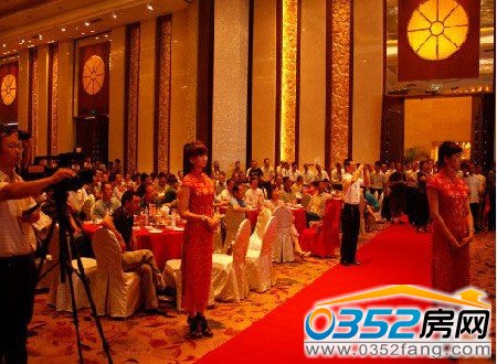 �_�Ӻ����ە��xʽ�F(xi��n)��