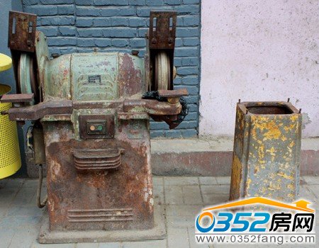 �P�E�߰ߵęC��չʾ���C���S�Ěvʷ