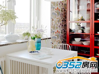 ���b���F�����|�����}