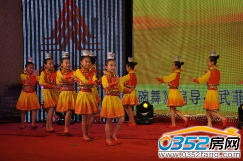 �������赸������衷׌�F��������˷�