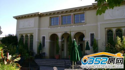 ���Ռ��ݲ����m��McMenamins����όW(xu��)Ժ