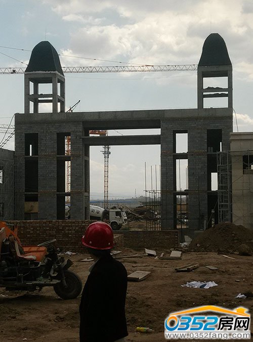 財富官邸一期正門高度為大同住宅項目榜首