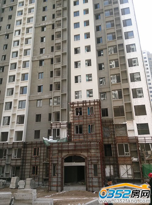 樓宇部分即將貼石材