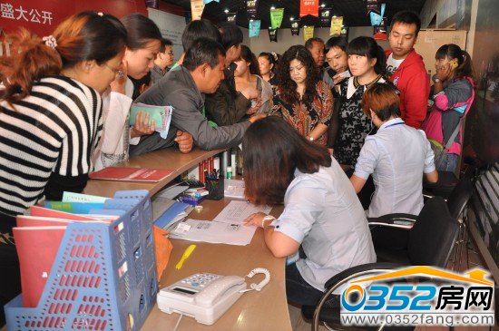 �Ъ�?w��)���ǰ�_��ӛ��Ϣ