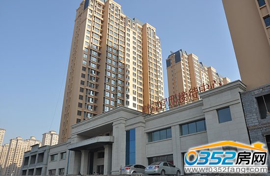 財富官邸接待中心新址:項目會所大堂南側