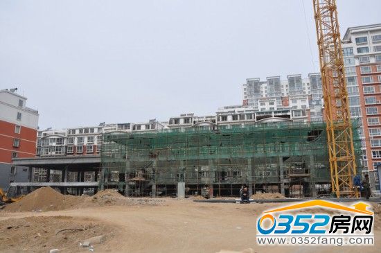 中央美域 中央美域17#樓正在起4層(2014.3.27)