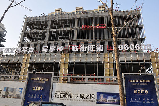 ����������䁹��̽��O��r