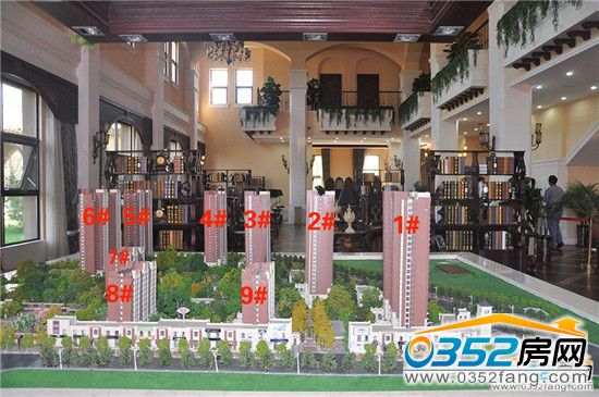 �п�����Էɳ�P�����D