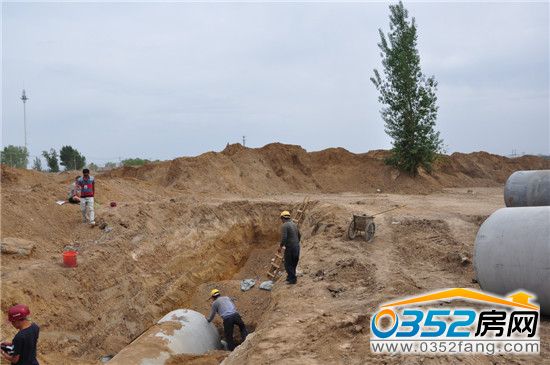 5月30日永和路上正在鋪管道