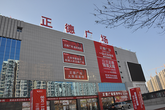 ���V������^�����D