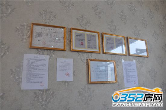 ���������C���W�^����չʾ