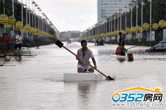 ����Ư��