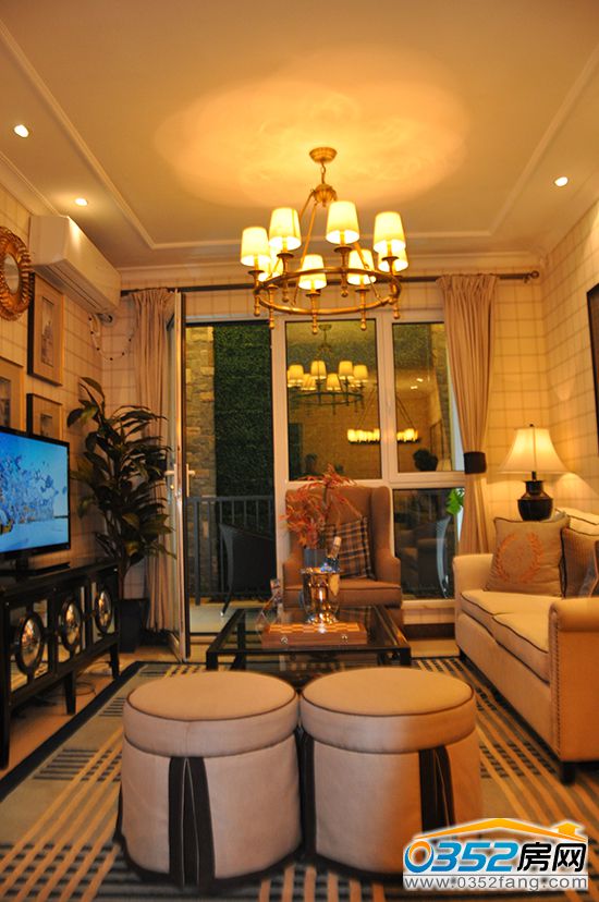 �����ǘӰ��g�͏d