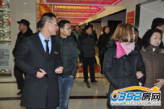 3013550310477c0a156413.jpg 參觀家居館1.jpg