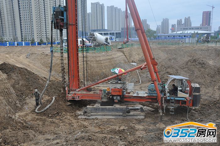 1515381625877e3c8a3006.jpg 6號樓打樁.JPG