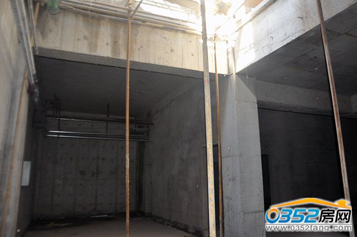 261201366abcdd90436480.jpg 室內(nèi)照.jpg