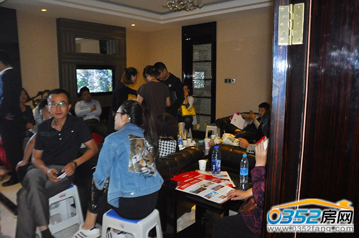 080954198109fff53a5576.jpg DSC_0002.JPG