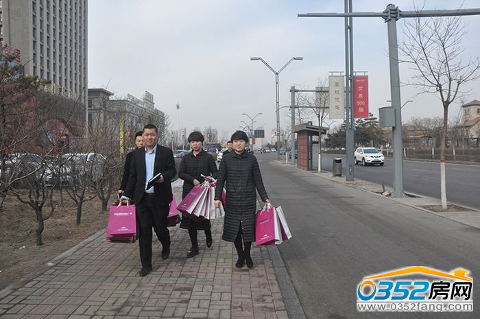 111921446b128b54d78509.jpg 星際·榮域1.JPG