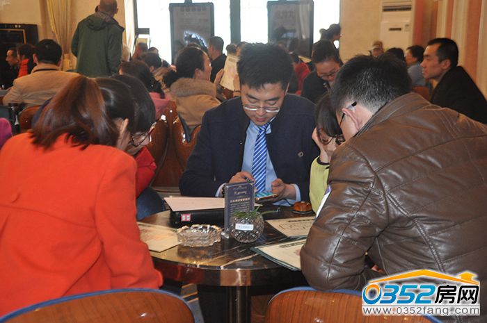 11193006a564f8398a8074.jpg 綠地1.JPG