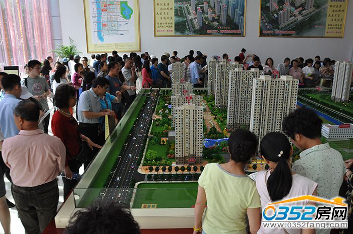 27173949dad21525a55845.jpg 碧水云天沙盤700.jpg