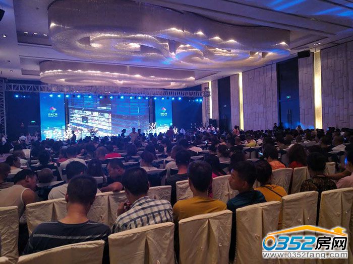 23173734b71a1e1a0a7094.jpg 軒臣2.jpg