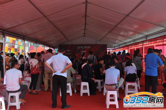 12143418cb6e09da5a5585.jpg DSC_0156.JPG