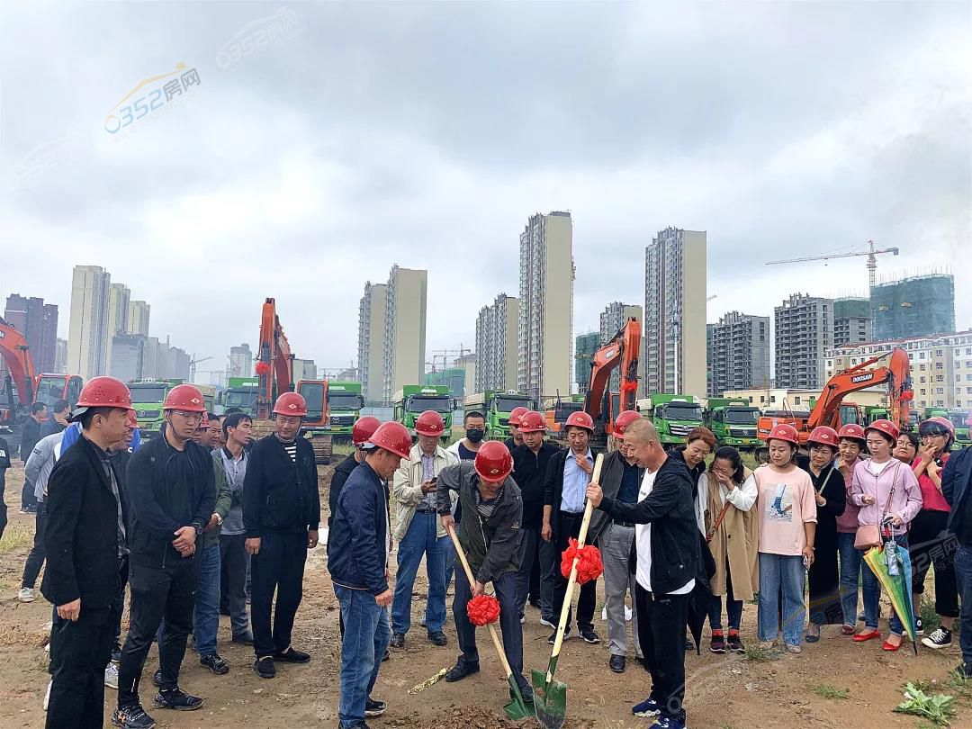 11171540ee8e753f1b2883.jpg 11171540ee8e753f1b2883.jpg