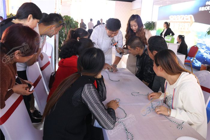 211755293085adec910469.jpg IMG_3683.JPG