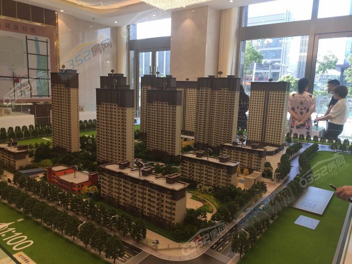 08164732d04271737b6681.jpg 9fe81e48ace4bbdf5ca6fdb9b3d9a8a.jpg