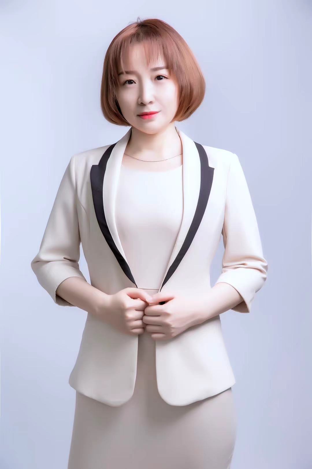 ���ۈ@��  �������